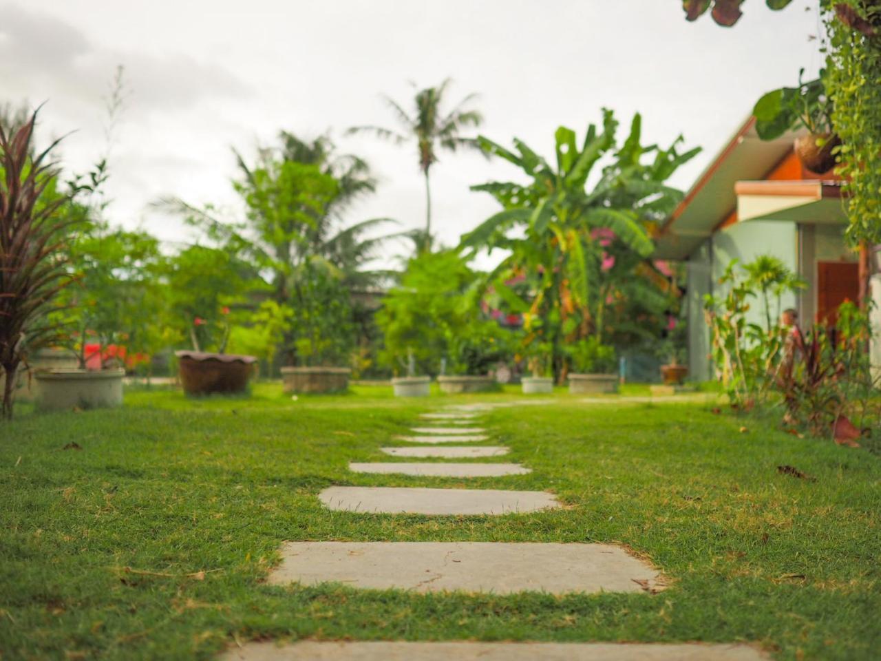 Lanta Smile Beach Koh Lanta Exterior photo